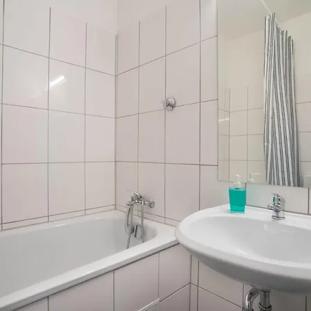 Ruesuite Ii - Gemuetliches In Ruettenscheid Appartamento